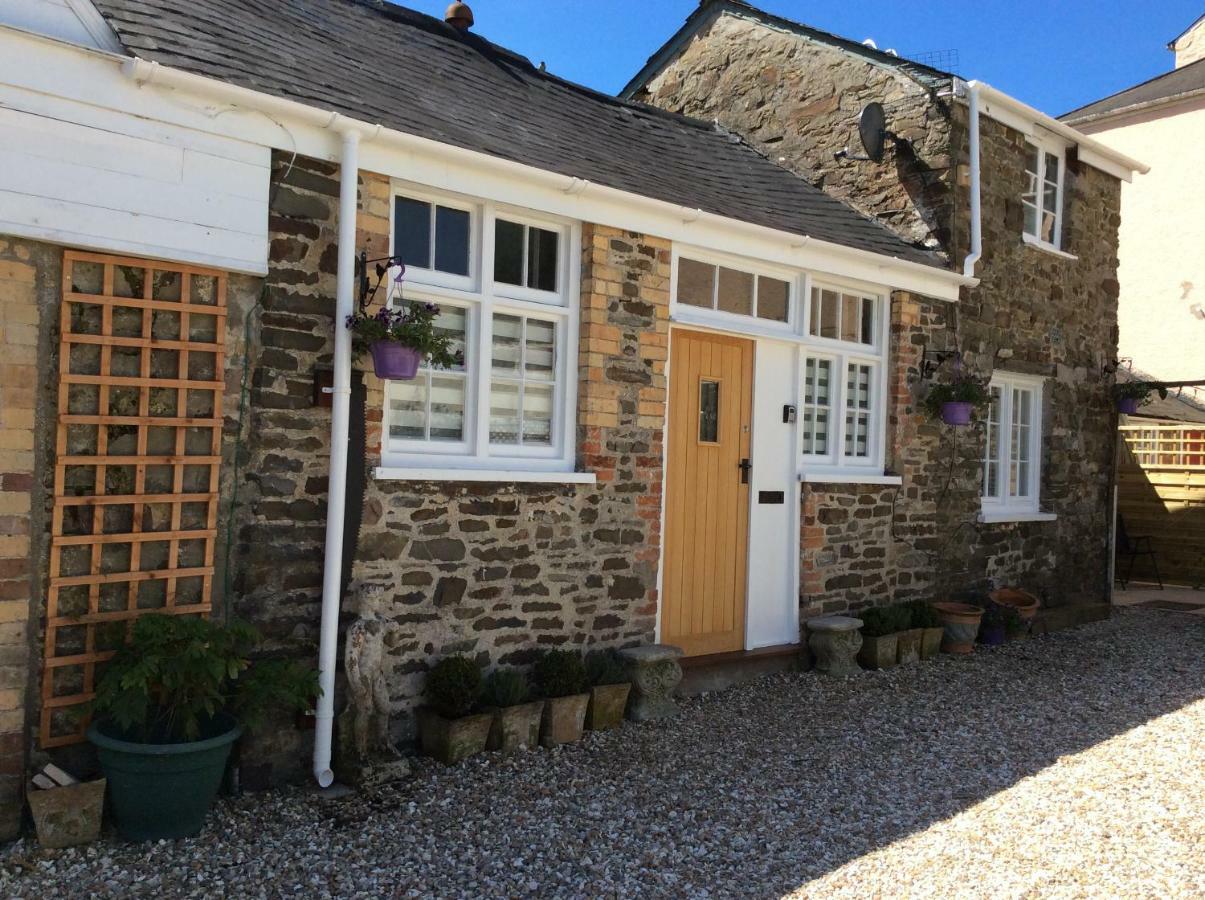 Teapot Cottage Great Torrington Exterior photo